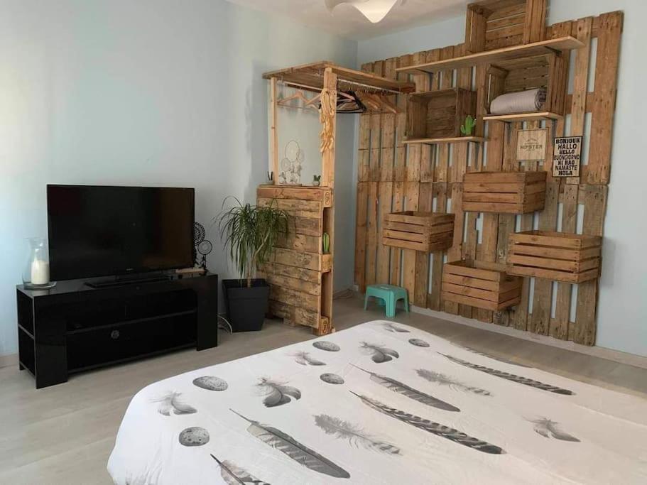 Gite Des Huskys Villa Tonnay-Charente Bagian luar foto